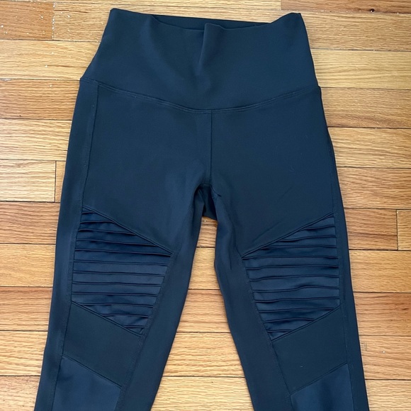 ALO Yoga Moto Legging, Full Length, Size Small - Picture 5 of 8